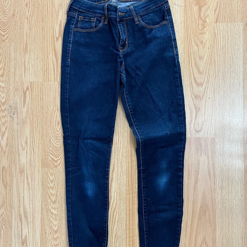 Old Navy Blue Skinny Jeans with Classic Indigo Hue